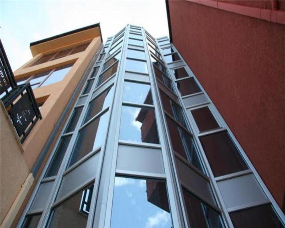 Hotel Lyhnidas Udenisht Exterior photo